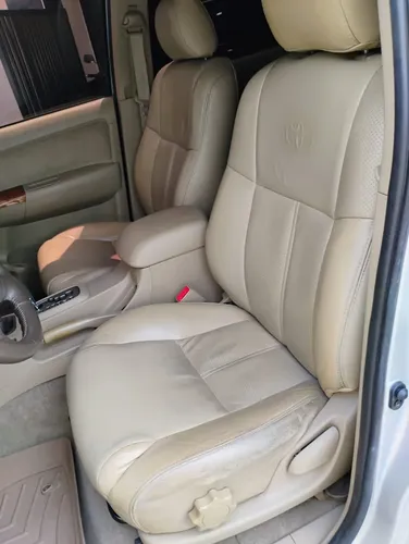 Toyota Fortuner 2011 Plateado Girardot