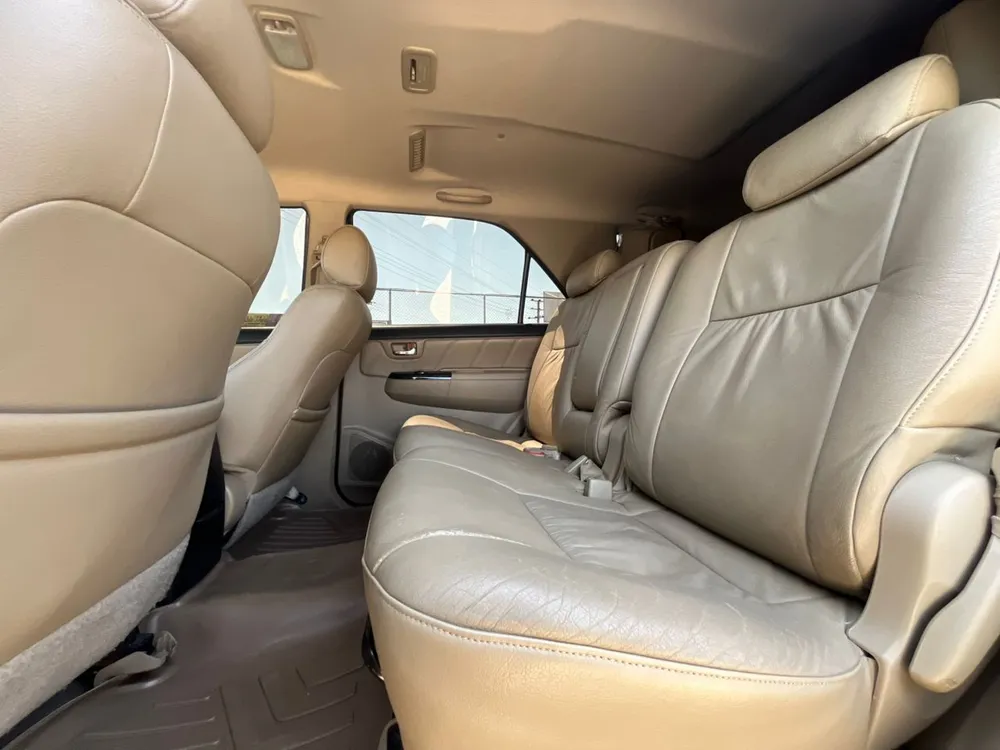 Toyota Fortuner SR 2015 Plateado Valencia