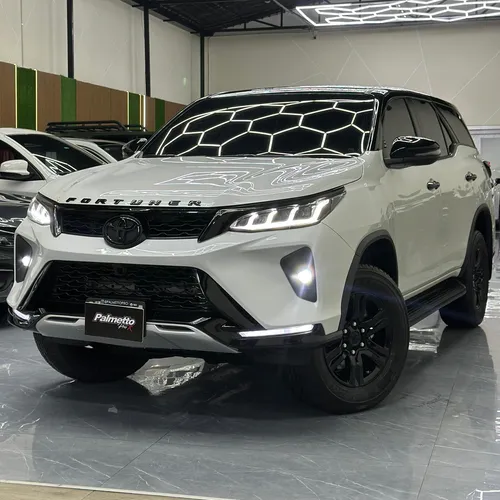 Toyota Fortuner 2024 Blanco Caracas