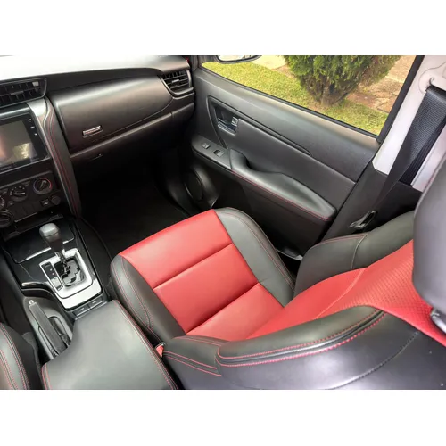 Toyota Fortuner 2025 Blanco Caracas