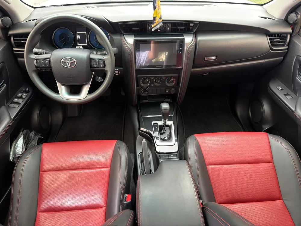 Toyota Fortuner 2.7 2025 Blanco Caracas