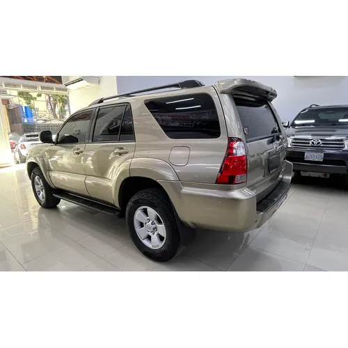 Toyota Fortuner 2006 Dorado Caracas
