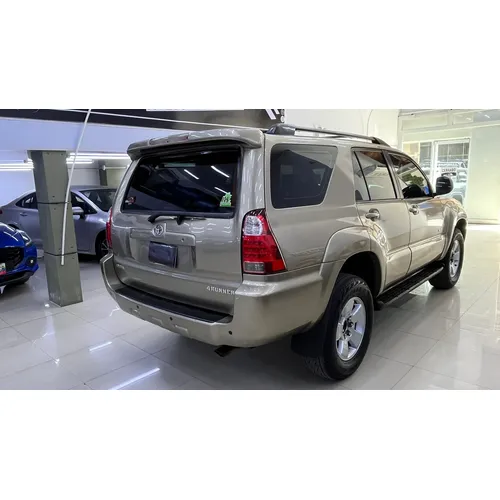Toyota Fortuner 2006 Dorado Caracas