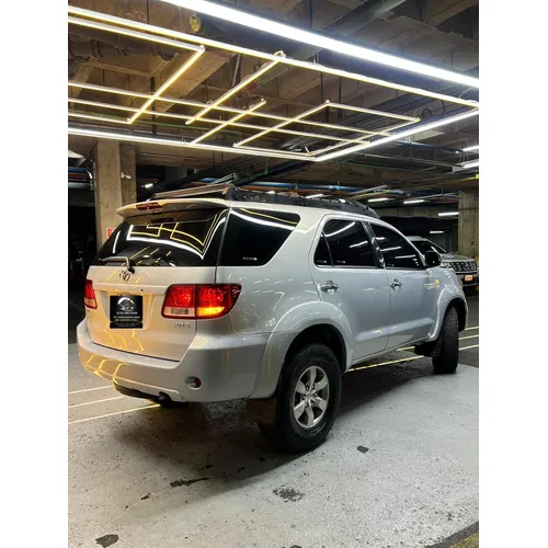 Toyota Fortuner SR5 2007 Plateado Caracas