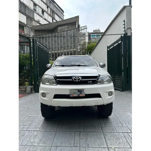 Toyota Fortuner 2008 Blanco Caracas