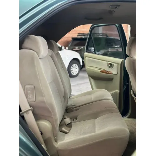 Toyota Fortuner 2009 Verde Caracas