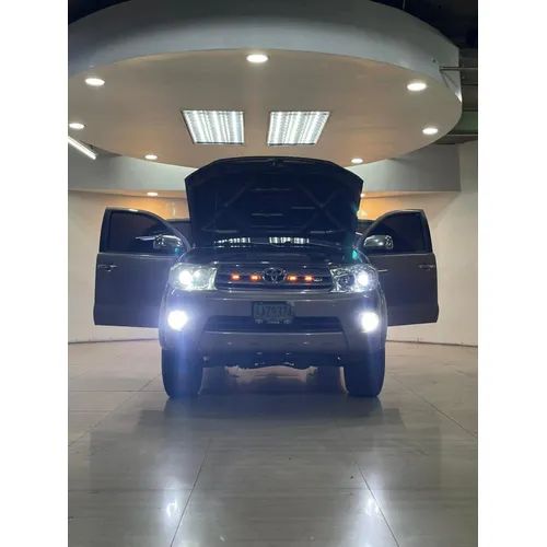 Toyota Fortuner 2009 Beige Caracas