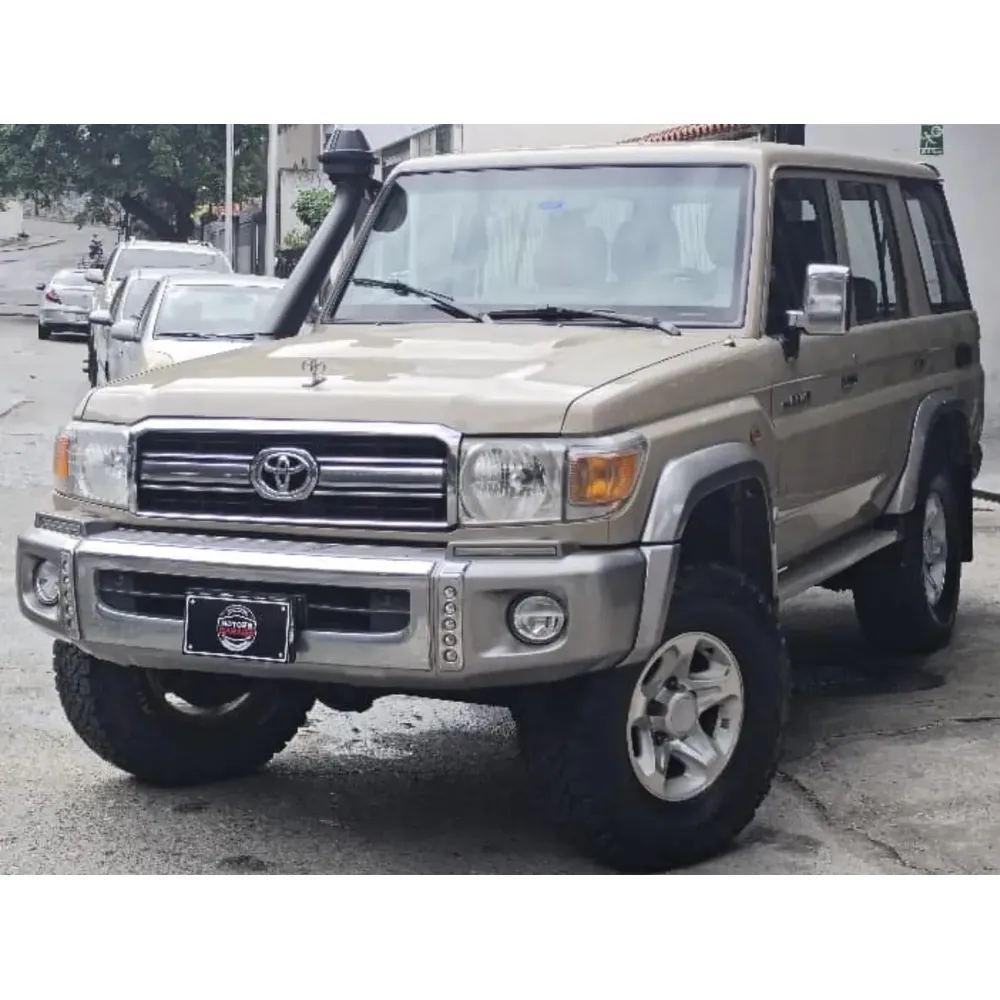 Toyota Fortuner 2010 Blanco Caracas