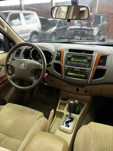 Toyota Fortuner 2010 Blanco Caracas