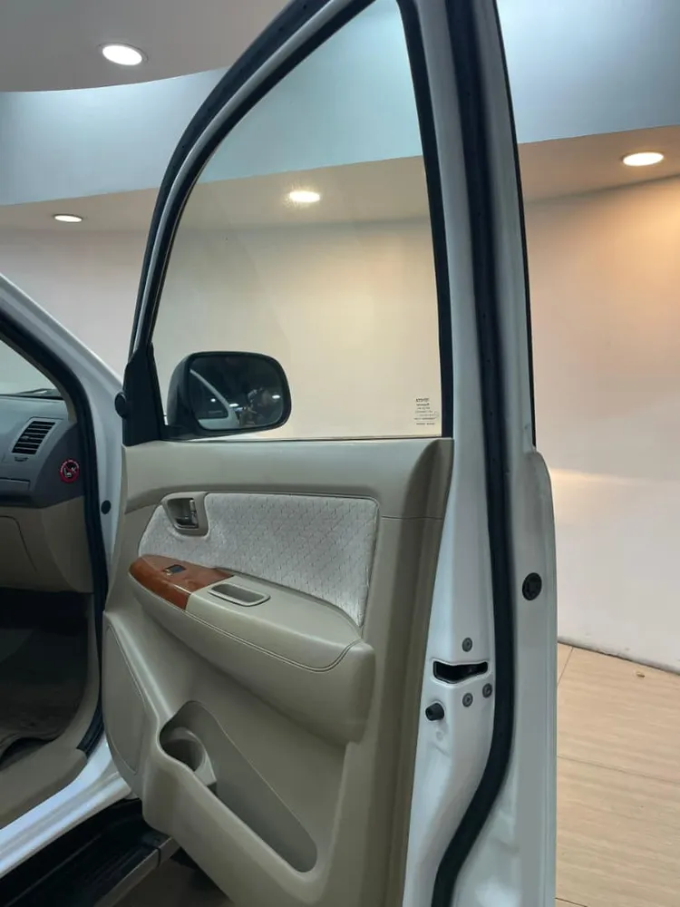 Toyota Fortuner 2010 Blanco Caracas