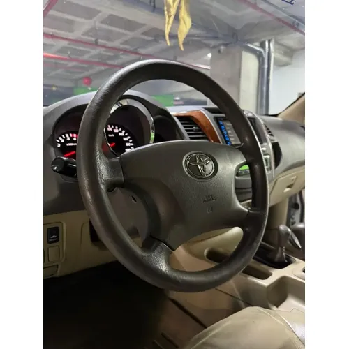 Toyota Fortuner 2010 Blanco Caracas