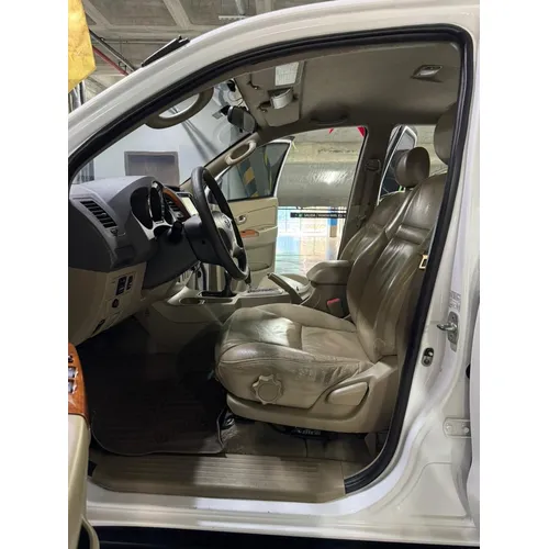 Toyota Fortuner 2010 Blanco Caracas