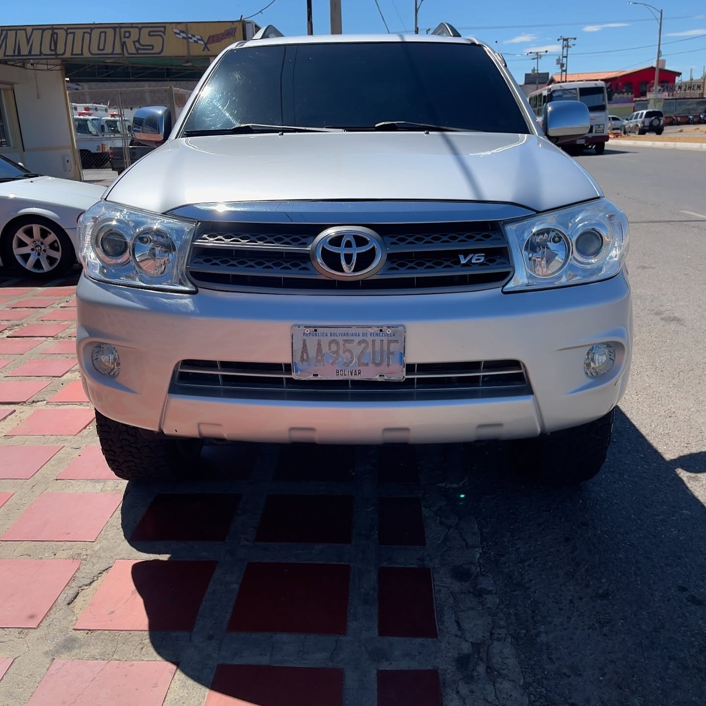 Toyota Fortuner 2010 Plateada