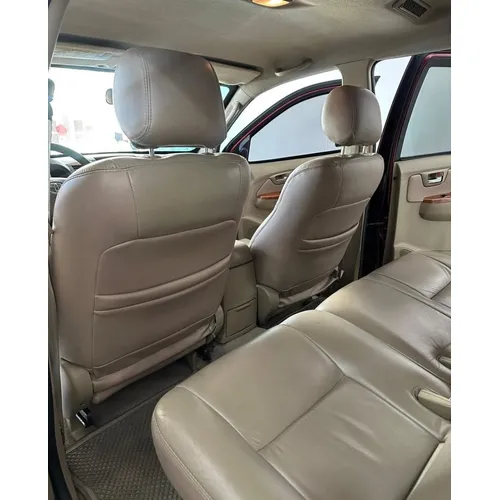 Toyota Fortuner 2011 Rojo Caracas