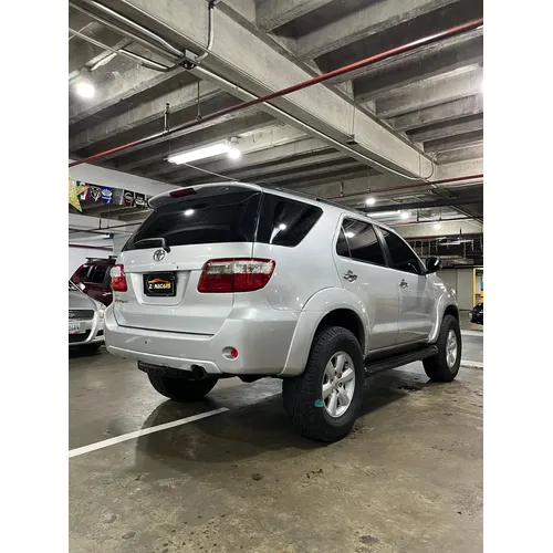 Toyota Fortuner 2011 Plateado Caracas