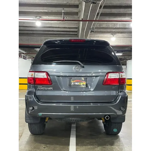 Toyota Fortuner 2011 Gris Caracas