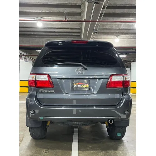 Toyota Fortuner 2011 Gris Caracas