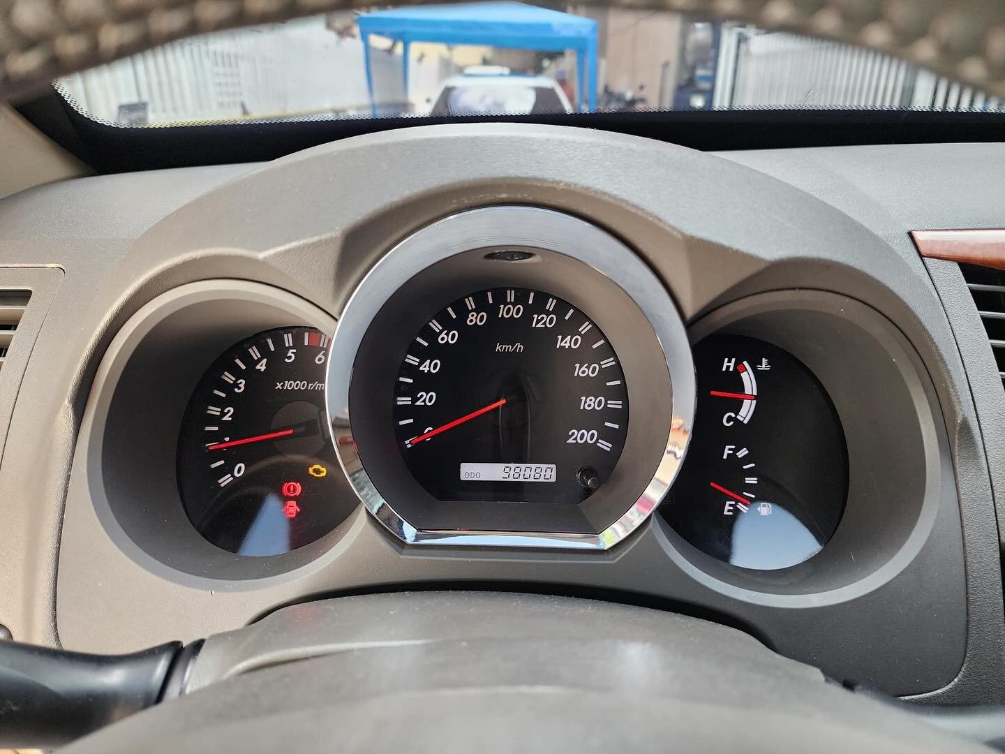 Toyota Fortuner 2011 4x4 Automática Plata