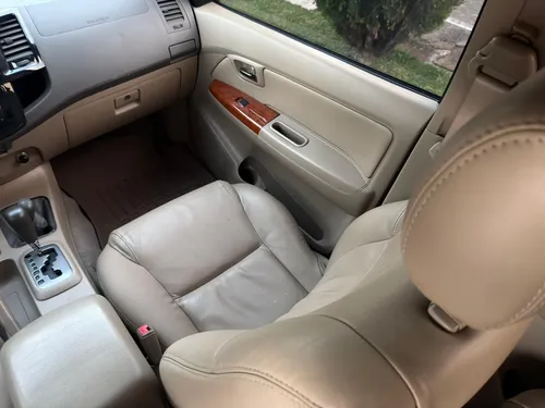 Toyota Fortuner 2011 Gris Caracas