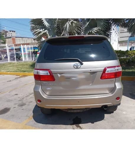 Toyota Fortuner 2011 Beige Maracay4