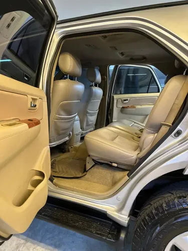 Toyota Fortuner 2011 Plateado Caracas