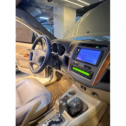 Toyota Fortuner 2011 Plateado Caracas