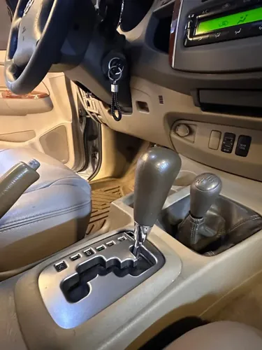 Toyota Fortuner 2011 Plateado Caracas