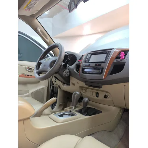 Toyota Fortuner 2011 Plateado Caracas
