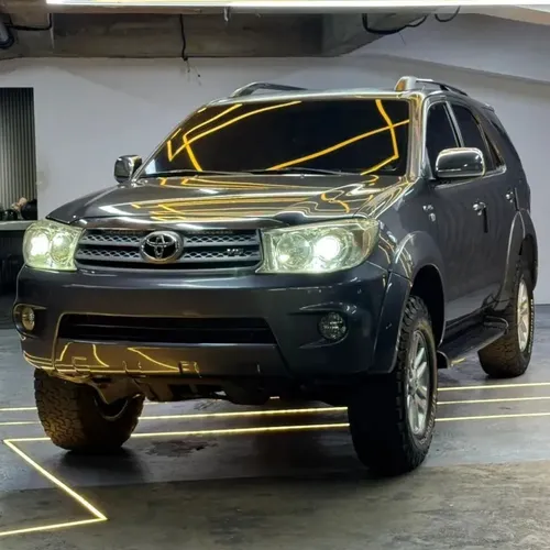Toyota Fortuner 2012 Gris Caracas