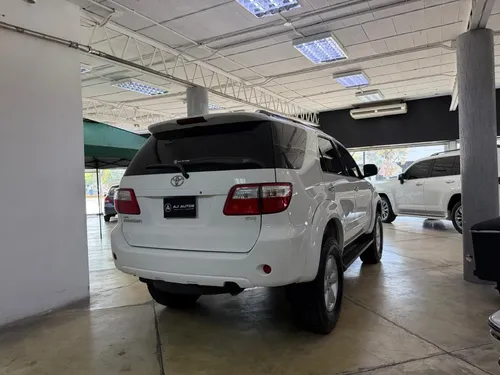 Toyota Fortuner 2012 Blanco Valencia