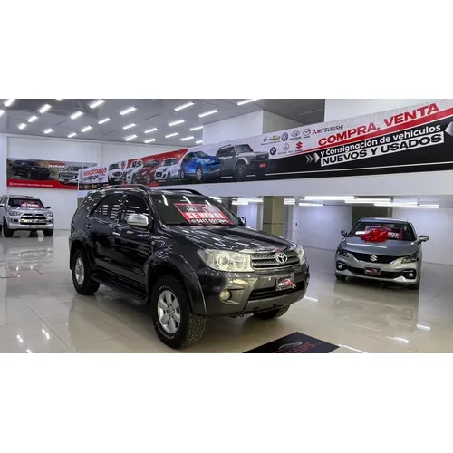 Toyota Fortuner 2012 Gris Caracas