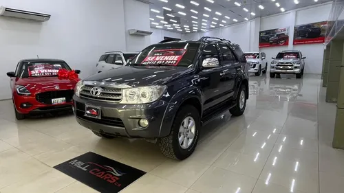 Toyota Fortuner 2012 Gris Caracas