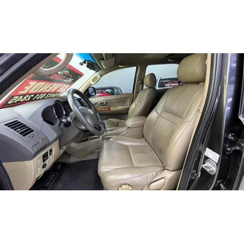 Toyota Fortuner 2012 Gris Caracas