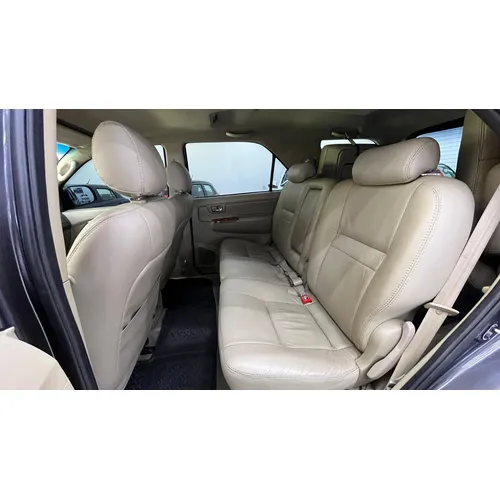 Toyota Fortuner 2012 Gris Caracas