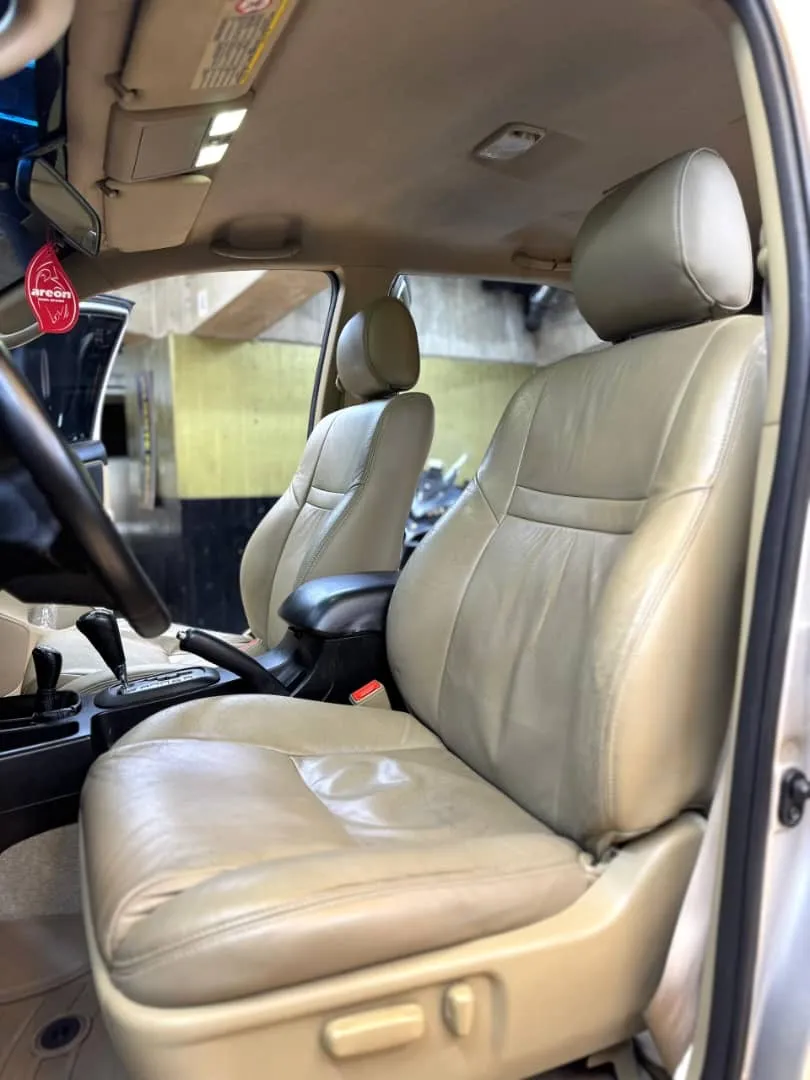 Toyota Fortuner 2012 4x4 Blindada plata7