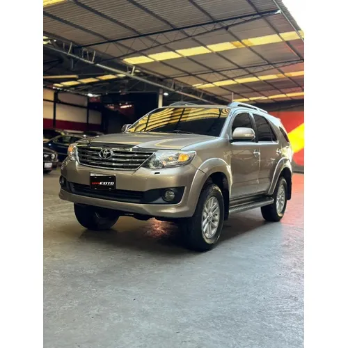 Toyota Fortuner 2012 Beige Caracas