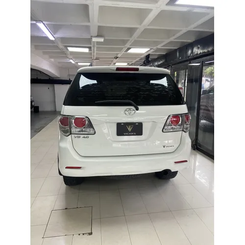 Toyota Fortuner 2013 Blanco Caracas