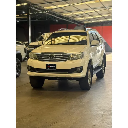 Toyota Fortuner 2013 Blanco Caracas