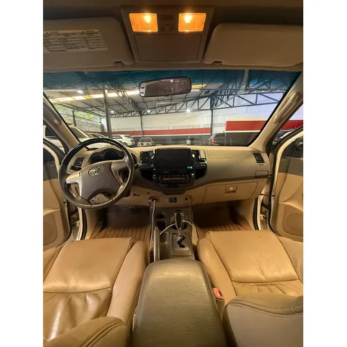Toyota Fortuner 2013 Blanco Caracas