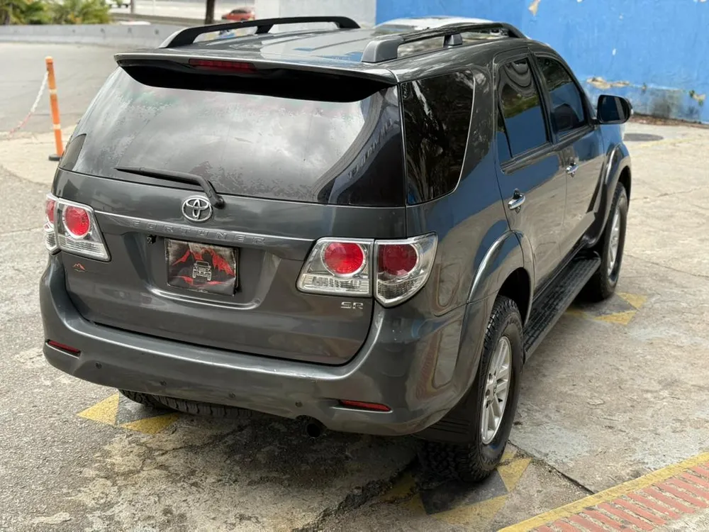 Toyota Fortuner 2013 Negro Caracas