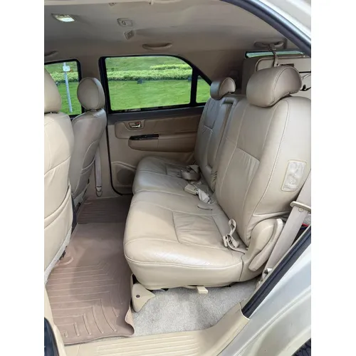 Toyota Fortuner SR5 2013 Beige Caracas