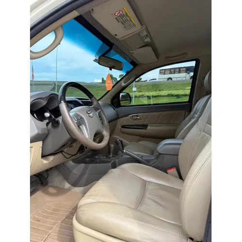 Toyota Fortuner SR5 2013 Beige Caracas