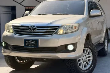 Toyota Fortuner 2013 Sr 4x4