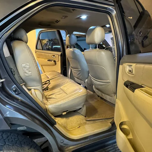 Toyota Fortuner 2013 Gris Caracas