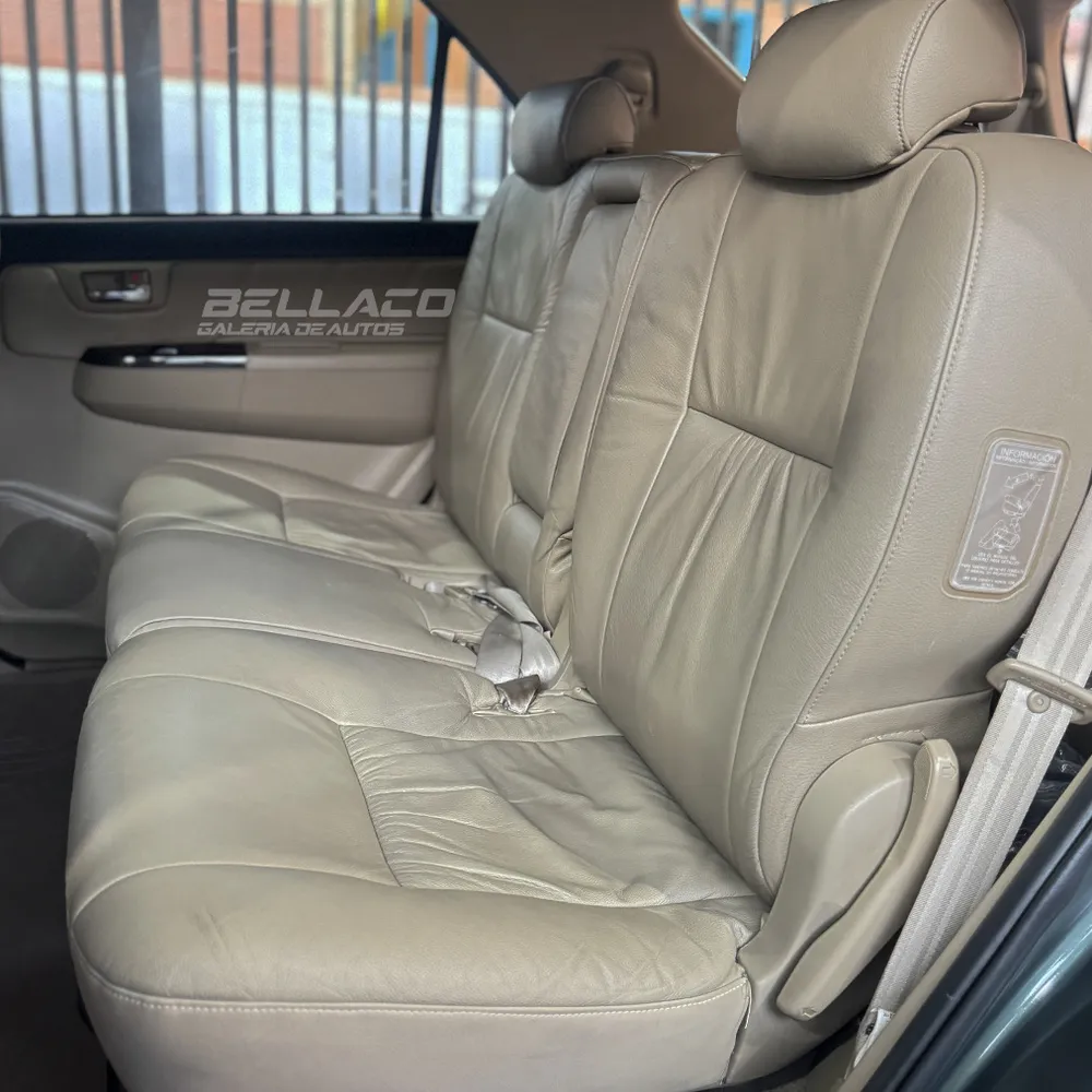 Toyota Fortuner 2014 Verde Caracas
