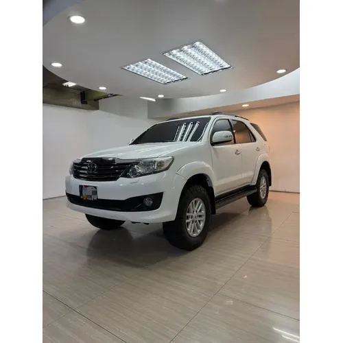 Toyota Fortuner 2014 Blanco Caracas