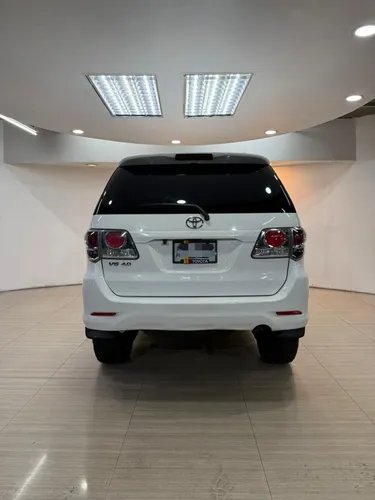 Toyota Fortuner 2014 Blanco Caracas