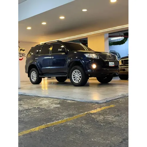 Toyota Fortuner 2014 Azul Caracas