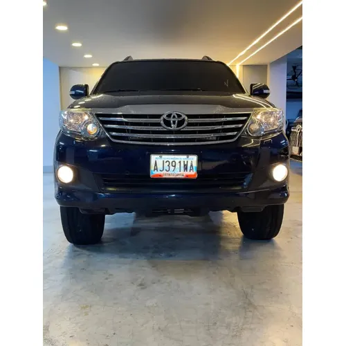 Toyota Fortuner 2014 Azul Caracas
