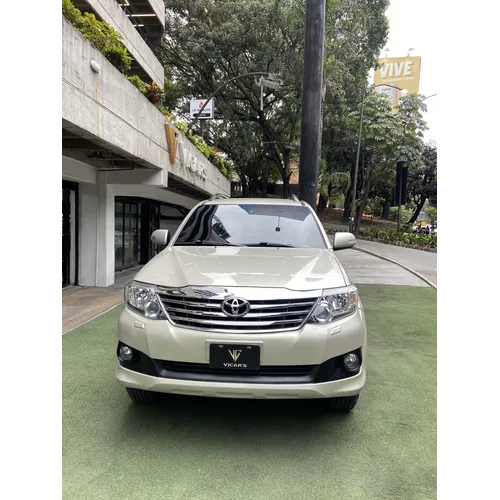 Toyota Fortuner 2015 Dorado Caracas